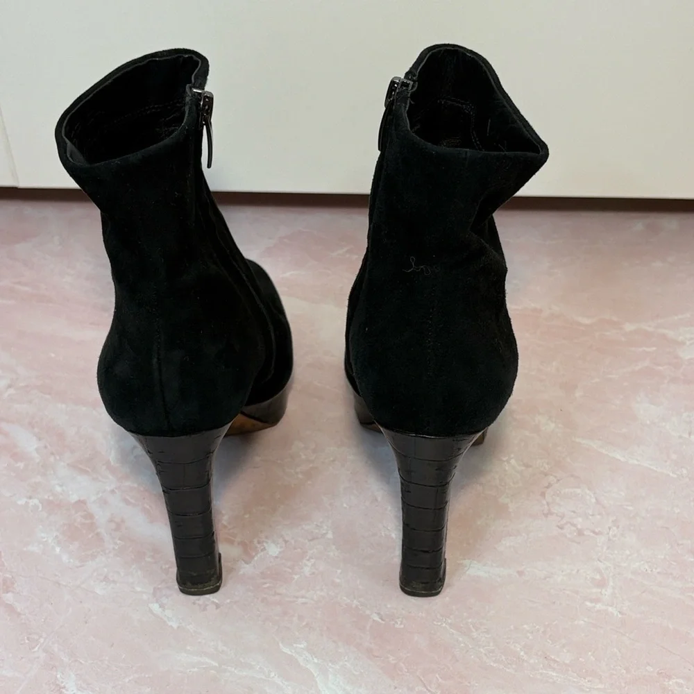 Via Spiga Genuine Leather & Suede Black Ankle Platform Heeled Booties, Side Zip